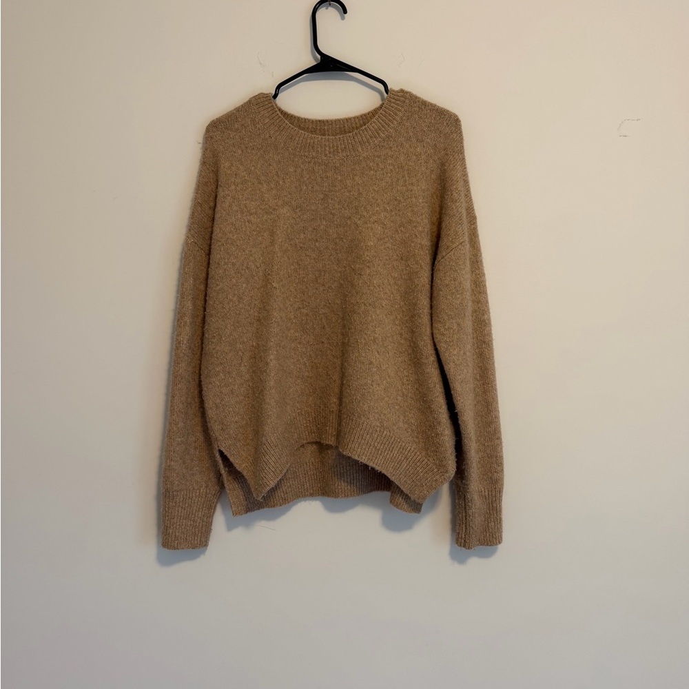 Fifteen Twenty Relaxed Crewneck Sweater in Camel